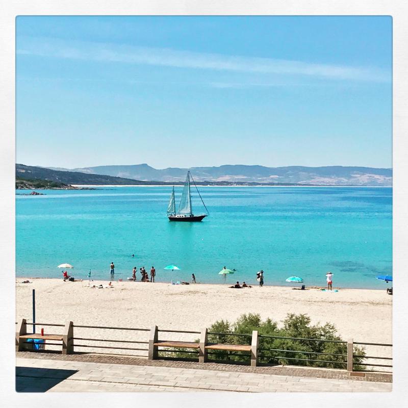 L'Approdo a Isola Rossa - Lussuoso appartamento fronte mare