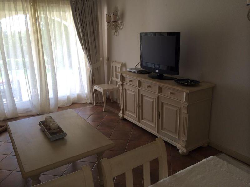 Residence Gli Oleandri - Paradiso fronte mare a Liscia