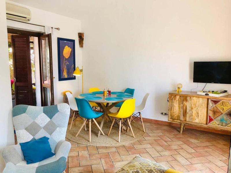 Place San Pantaléo - Autentica casa sarda con terrazza