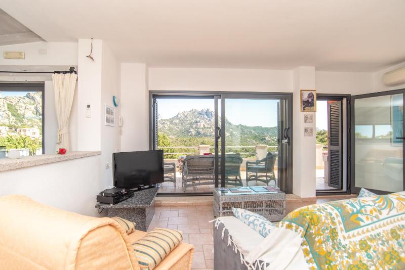 Casa Fiorella a San Pantaleo - Confortevole con terrazza