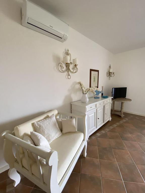 Residence Gli Oleandri 140 - Elegante vista mare a Porto