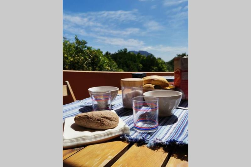 Villa a Porto Istana - Lussuosa Casa Vicino al Mare