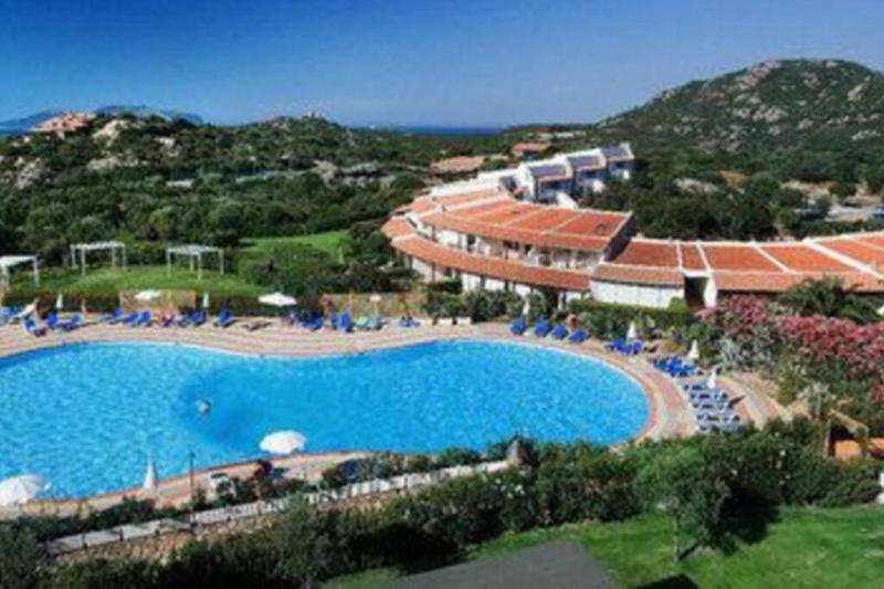 Boho Chic Resort a Porto Istana - Relax con Piscina