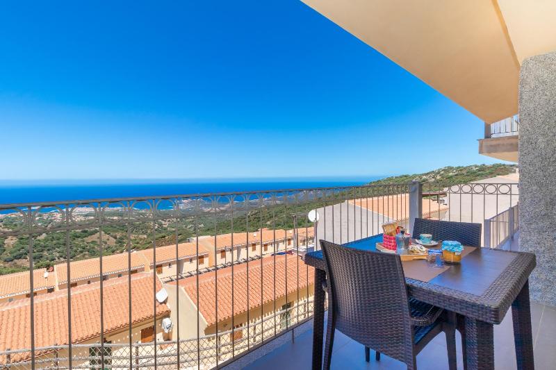 Carolina House a Trinità d'Agultu - Moderno apt con piscina