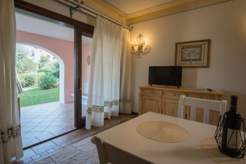 Il Giardino degli Oleandri a Liscia di Vacca - Oasi con piscina