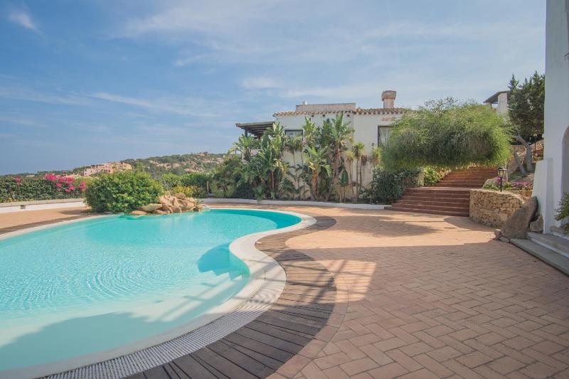 Il Giardino degli Oleandri a Liscia di Vacca - Oasi con piscina