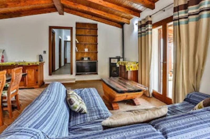 Villa in Sardinia a Isola Rossa - Lusso Fronte Mare