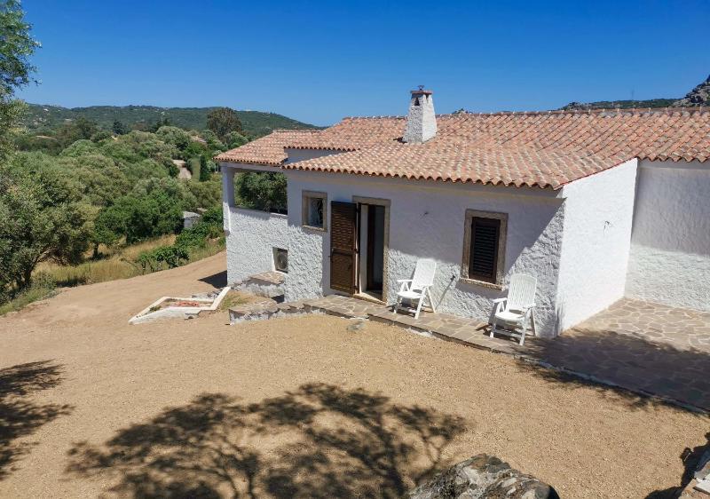 Casa Aurora a San Pantaleo - Spaziosa con terrazza