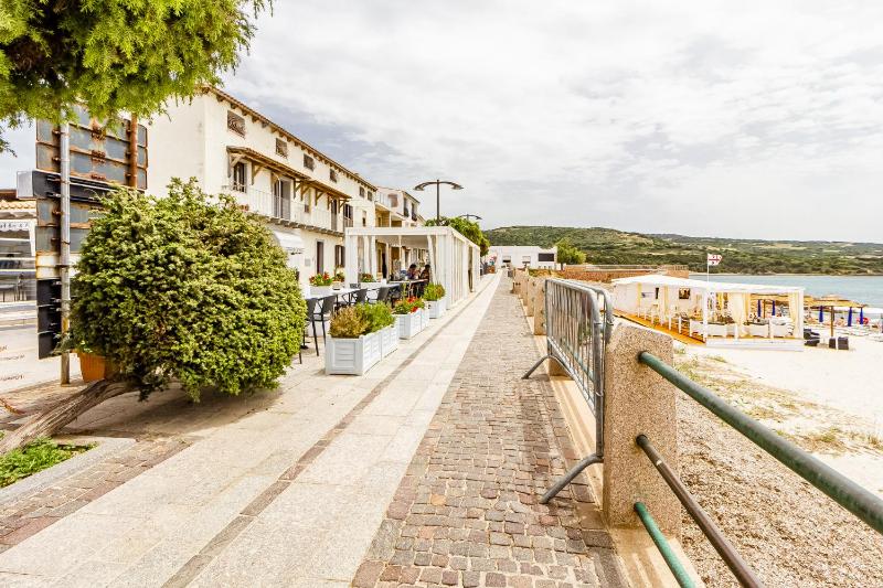 Relax Family House a Isola Rossa - Appartamento Vista Mare