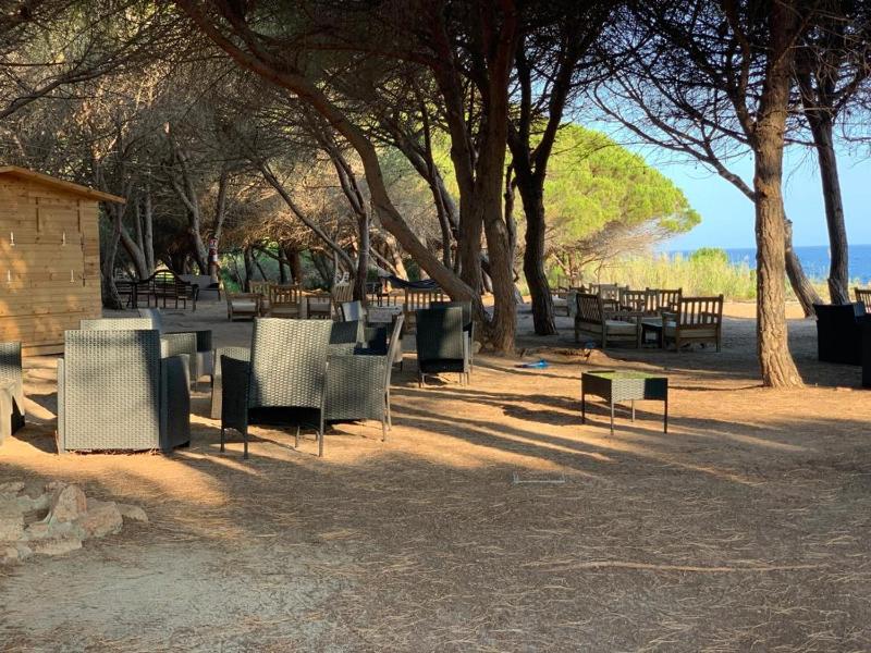 Residence Cala Rossa a Isola Rossa - Lussuoso fronte mare