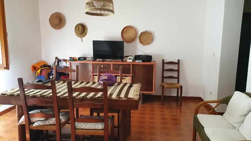 Casa Vacanze a Isola Rossa - Accogliente rifugio sul mare
