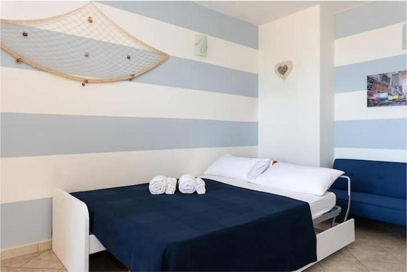 Happy House a Isola Rossa - Appartamento con vista mare