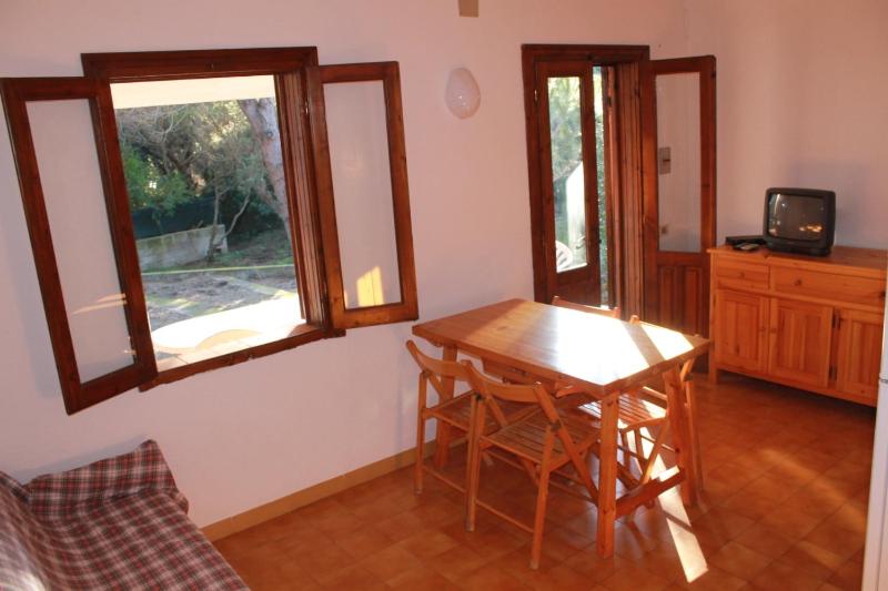 Rena Garden ad Aglientu - Bungalow con Campo da Tennis