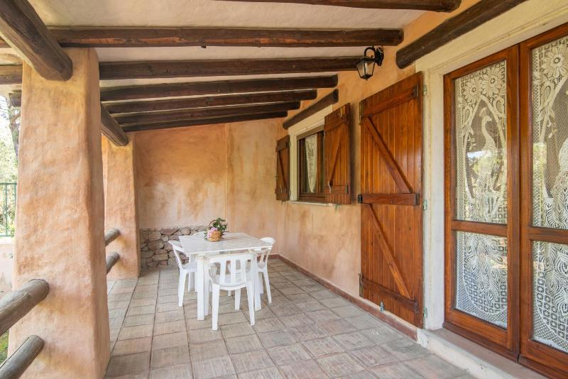 Villetta Ginepro a Rena Majore - Oasi con giardino