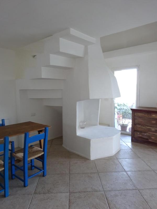 WHITE a San Pantaleo - Spazioso appartamento centrale