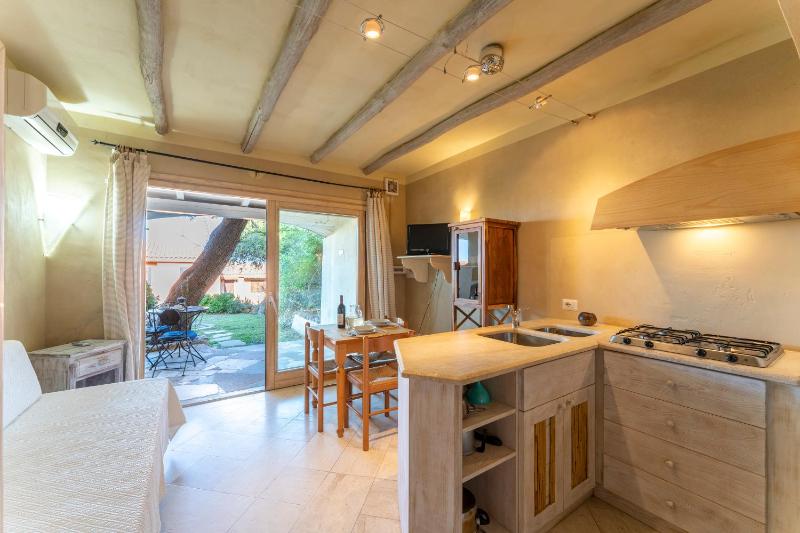 ISA-Residence a Marinella - Lussuosi appartamenti sul mare