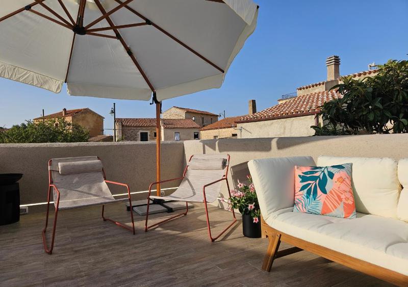 Rayuela Suites a San Pantaleo - Elegante guest house