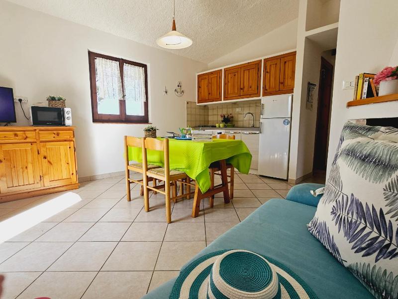 Rena Garden ad Aglientu - Accogliente Oasi Vicino al Mare