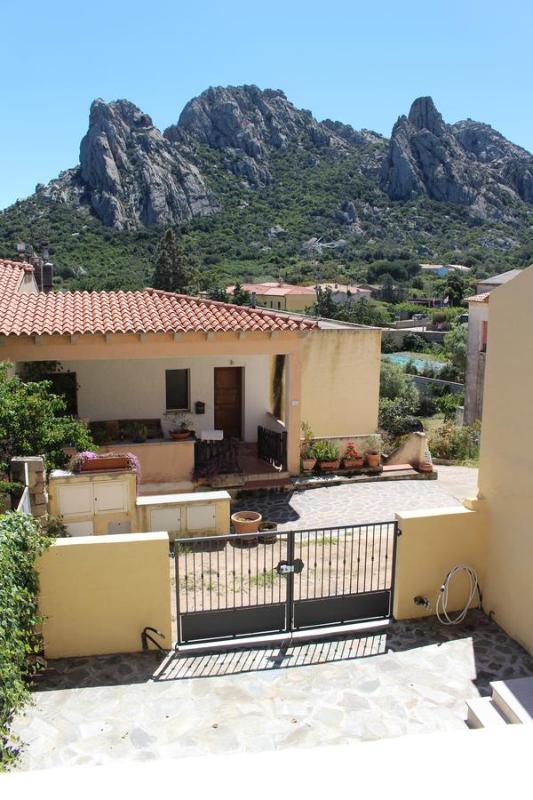 Sasimedda a San Pantaleo - Grazioso appartamento vista