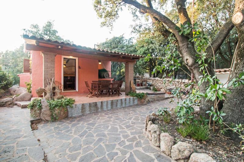 Casa vacanze a San Pantaleo - Accogliente con terrazza